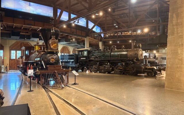 Climb Aboard Real Steam Engines for Free at the California State Railroad Museum’s Old Sacramento Neighbor