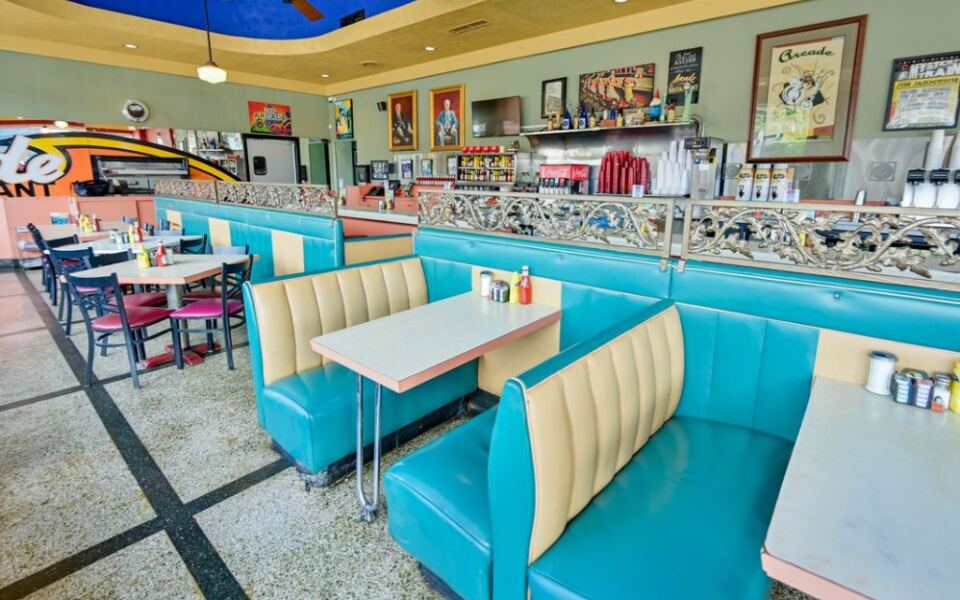 10 Old-School Tennessee Restaurants Where Southern Comfort Food Still Steals the Show