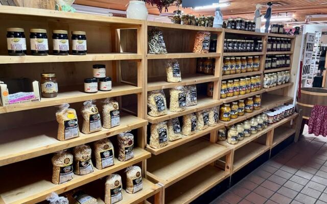 These 6 Oklahoma Amish and Mennonite Bulk Food Stores Are Where Shoppers Stock Up