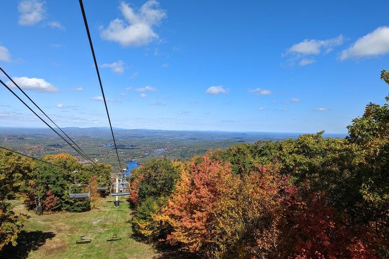 Wachusett Mountain’s Fall Foliage Drive Ends at a Summit Where Massachusetts Spreads Out Below You
