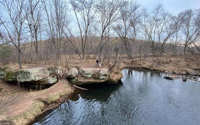 5 Forgotten Minnesota Ghost Towns Where You Still Walk Among the Empty Buildings for Free