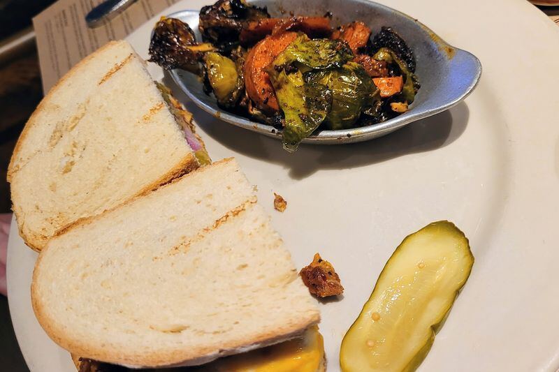 This Oklahoma Barbecue Restaurant Is Known For A Prime Rib Sandwich Diners Keep Talking About