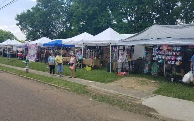 This Sprawling Mississippi Flea Market Takes Over a Whole Town Twice a Year with Handcrafted Finds and Cheap Treasure Hunting