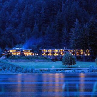 Couples Drive Across Oregon to Unplug at This Adults-Only Spa Where Quiet Is the Whole Point