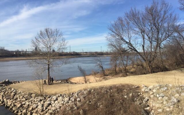 This Oklahoma Riverside Trail Fills a Whole Day With Arkansas River Views, Outdoor Art, and Smooth, Easy Miles