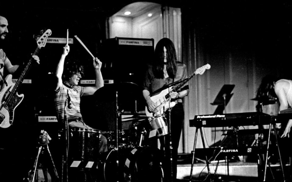 These 12 Psychedelic Hits Made 1975 Feel Endless