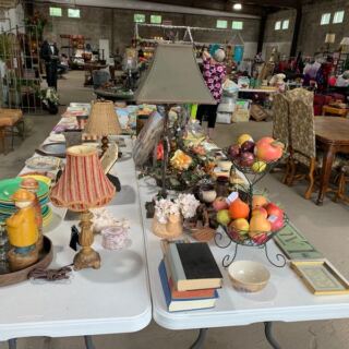 10 Oklahoma Markets Where a Thirty-Dollar Budget Fills Your Whole Trunk