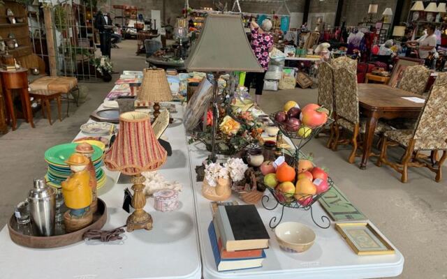 10 Oklahoma Markets Where a Thirty-Dollar Budget Fills Your Whole Trunk