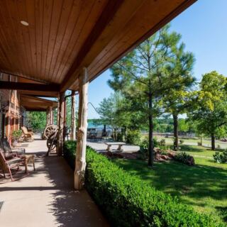 Couples Unwind at This Quiet Adults-Only B&B on a 30-Acre Oklahoma City Ranch