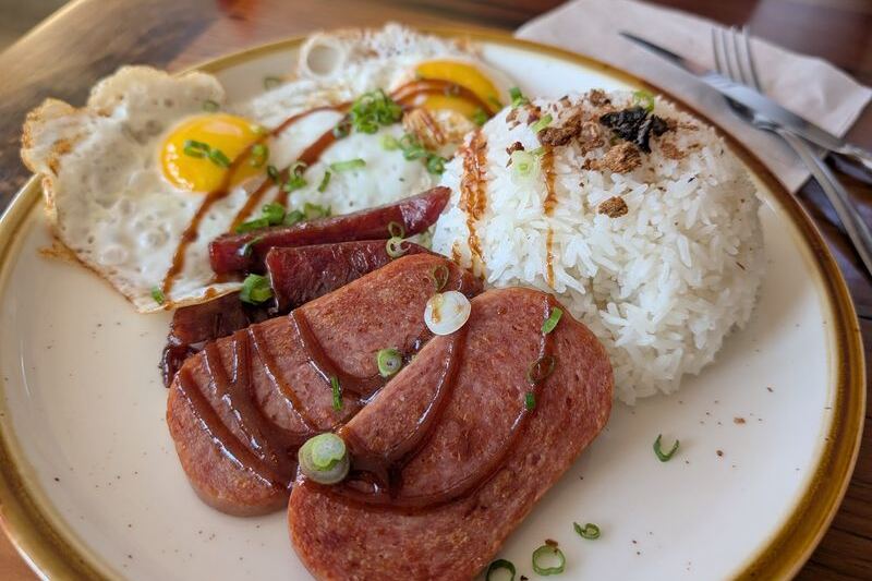 This New Minnesota Cafe Serves Hong Kong-Style Breakfast, and Its Milk-Tea French Toast Steals the Show