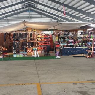 Texas Has A Massive Outdoor Flea Market Where Carnival Rides And Giant Turkey Legs Come With The Shopping