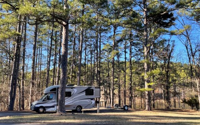 6 First-Come Oklahoma Campgrounds Where Showing Up Is the Whole Plan