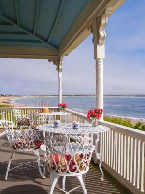 9 Cozy Rhode Island Inns Where You Can Wake Up To Ocean Views And Fresh Coffee