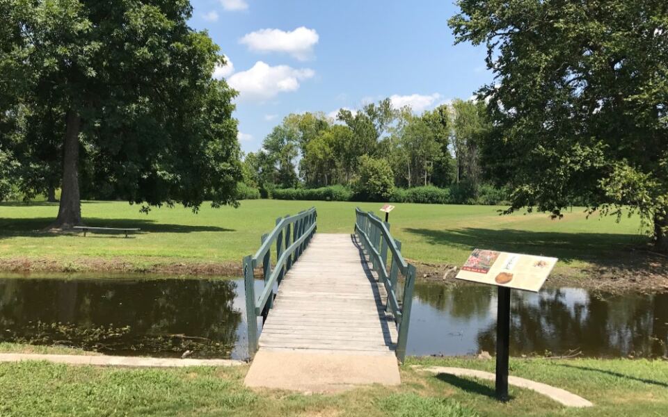 This Mississippi Site Has A 55-Foot Earthen Monument Built Entirely By Hand