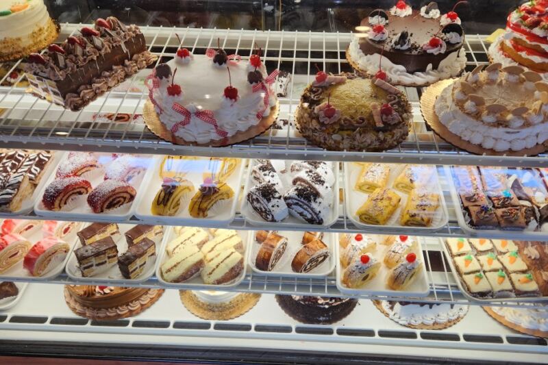 Fall River’s 10 Portuguese Bakeries Where Baked Goods Come Out Warm Every Morning