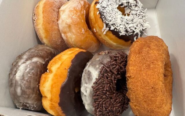 Locals Start Their Mornings At This Cash-Only Massachusetts Donut Shop Before The Homemade Donuts Sell Out