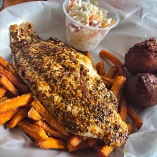 8 South Carolina Fish Camps Where Fried Flounder and Hushpuppies Are Worth the Back-Road Drive