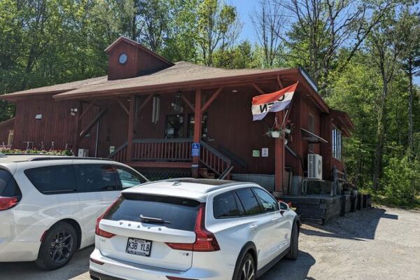 Locals Quietly Drive Out to This Western Massachusetts Bakery for Homemade Bread and Stacks of Pies
