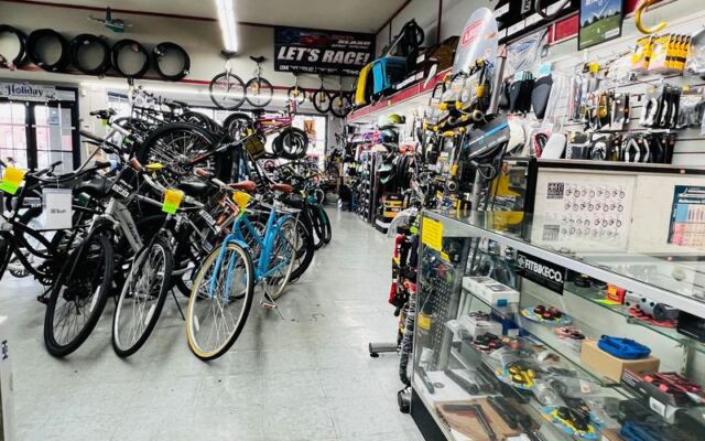 These 11 Oregon Hobby Shops Pull You In for a Minute and Keep You All Afternoon