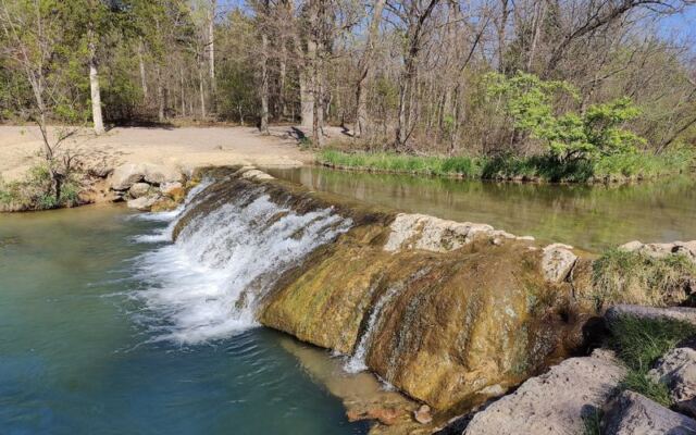 This Spring-Fed Oklahoma Swimming Hole Sits Out in Cattle Country and Costs Almost Nothing