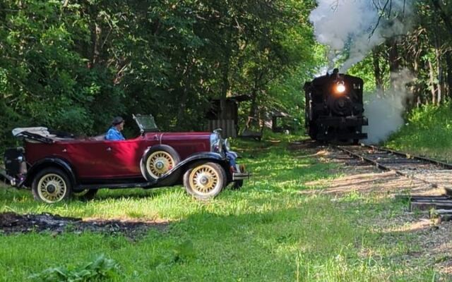 This 1912 Illinois Steam Train Burns Firewood Instead Of Coal On Its Ride Through The Woods