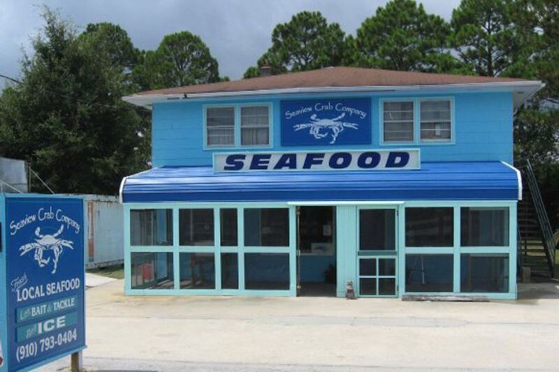 7 North Carolina Seafood Markets Where Locals Buy Fresh Oysters and Flounder for Less