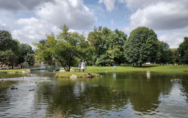 Columbus’s Schiller Park Has A Fishing Pond, Summer Shakespeare And Sculptures Hiding Along Its Paths