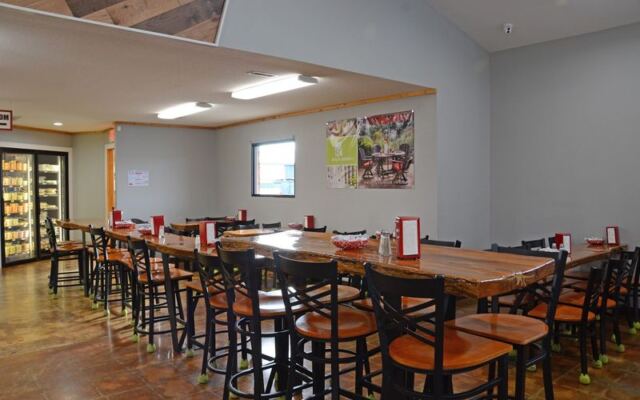 What Makes Tennesseans Drive Hours for Fried Pies From These 8 Roadside Bakeries?