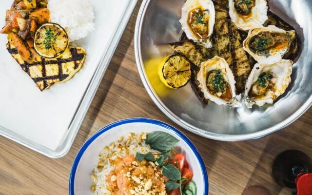 These 5 Arizona Seafood Markets Sell Fish Flown In Fresh From the Coast