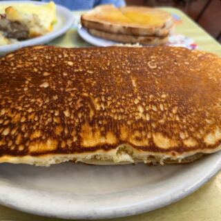 At This Tiny Arizona Diner, Your Breakfast Arrives With Pancakes So Huge Photos Don’t Do Them Justice
