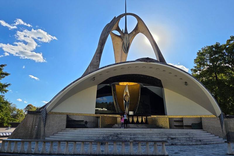 Free Admission Opens The Doors To This Southern Illinois Shrine Of Our Lady Of The Snows