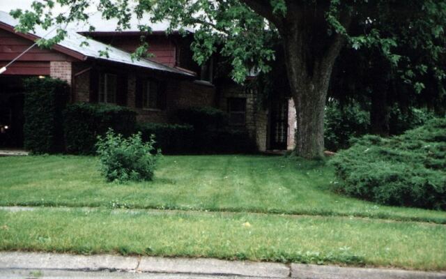This Riverside Ohio Village Keeps Rent Under $600 And Life Moving At A Front-Porch Pace