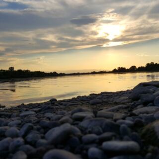 10 Idaho Rivers Where You Can Hunt for Agates, Jasper, and Gold
