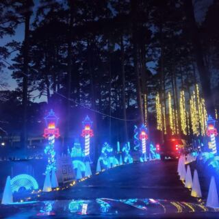 Tennessee’s Biggest Christmas Light Drive Lets You See Millions of Bulbs Without Leaving Your Car
