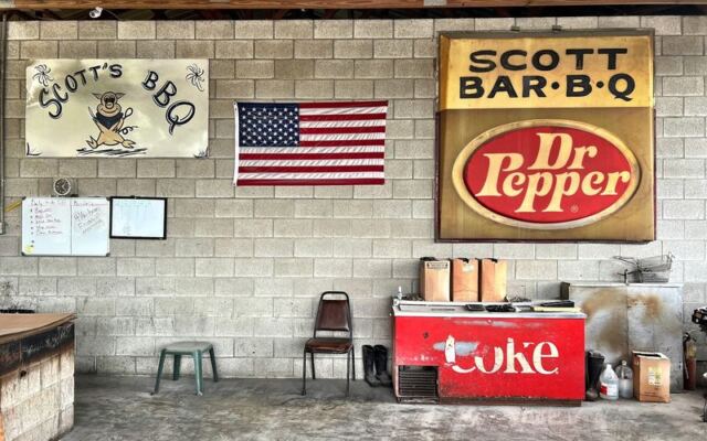 Bring a Big Appetite to These 8 Tennessee Barbecue Joints Where Plates Cost Under $15