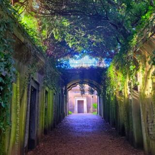 14 Terrifying Places From Horror Books You Can Actually Visit