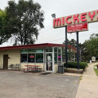 Mickey’s Diner By Willy In St. Paul Serves Round-The-Clock American Classics In A Railroad Dining Car Replica