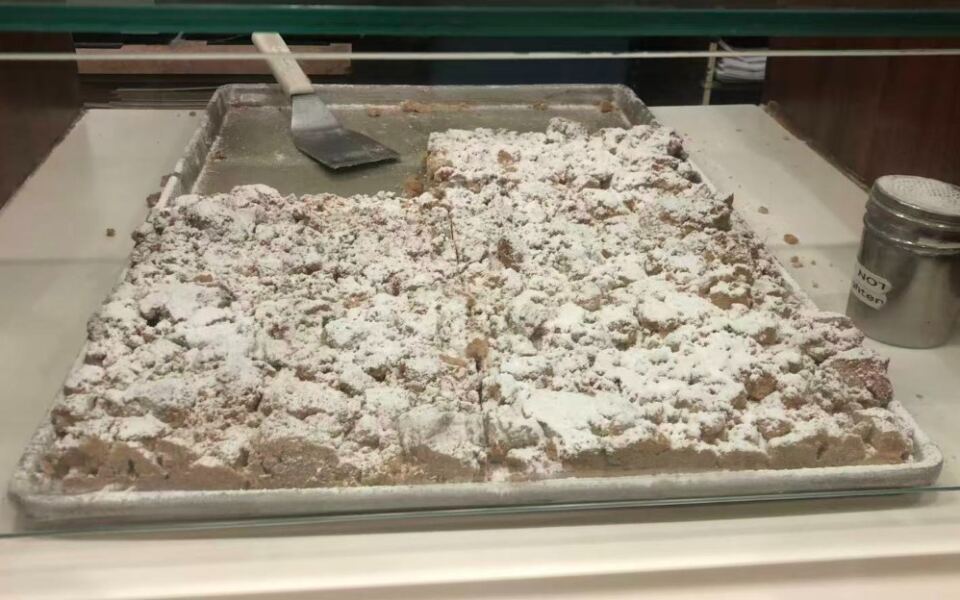 Customers Wait For Crumb Cake Straight From The Oven At This Cash-Only New Jersey Bakery