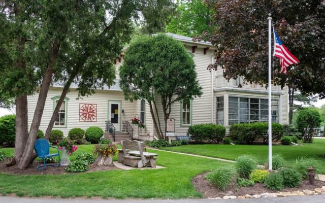 These 10 Illinois Quilt Shops Are Where Former Joann Shoppers Now Make The Drive