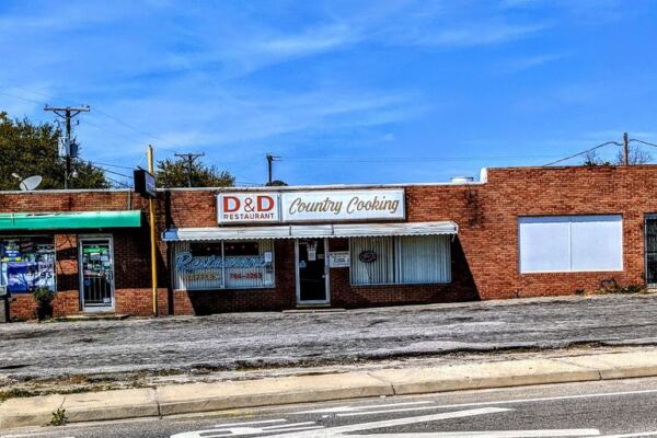 This Little South Carolina Country Restaurant Serves Hearty Meatloaf Plates And Early Breakfasts The Regulars Love