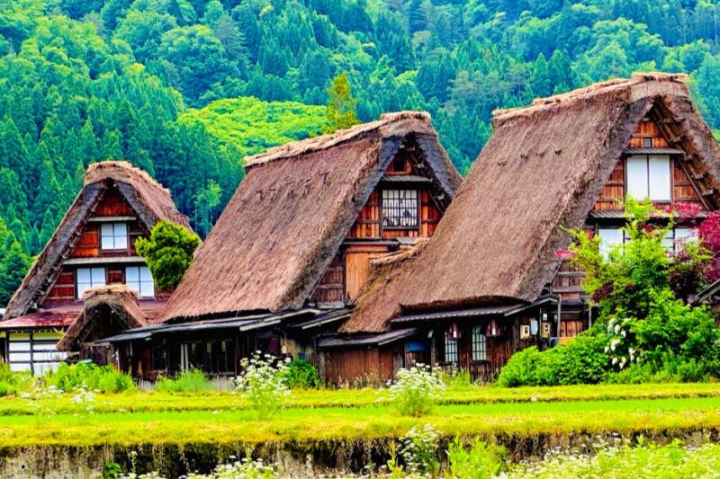 13 Ancient Highland Regions Still Shaped by Old Traditions