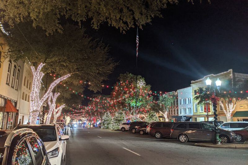 This Little North Carolina Downtown Glows With Over a Million Christmas Lights, and You Pay Nothing to Walk Through