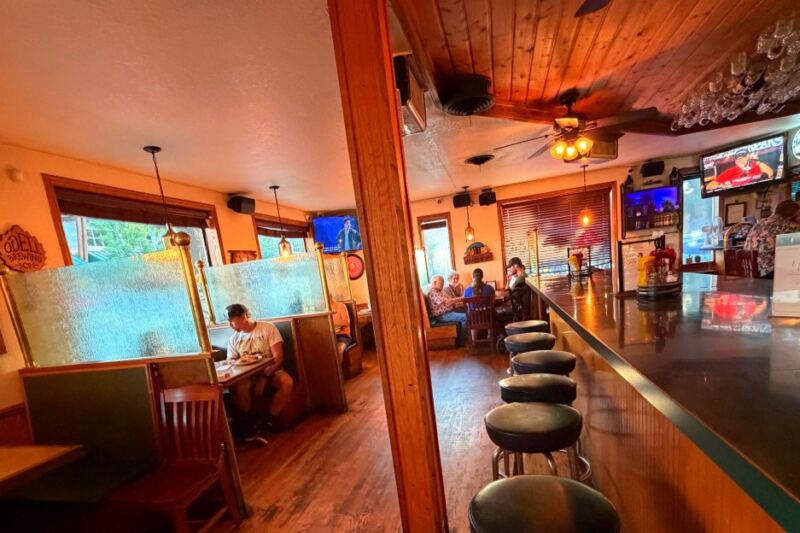 This Idaho Alehouse Has Huckleberry Burgers, 24 Taps, and a Mug Club