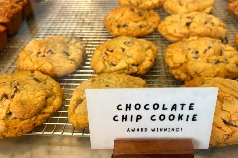 12 Bakeries With the Most Addictive Chocolate Chip Cookies