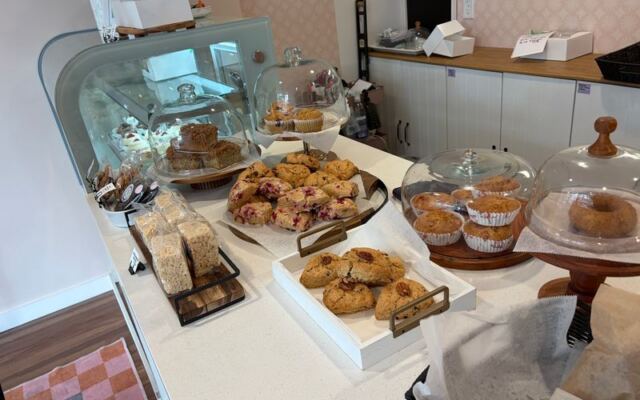 This New Jersey Bakery Lets You Choose Any Treat Without Checking for Gluten