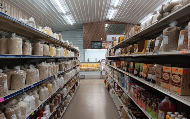This Mennonite Bulk Store In Morrison, Tennessee Has Flours You’ve Never Seen And Candy Of Every Kind