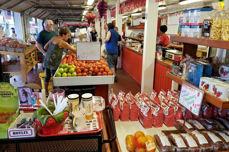 Crack Your Own Boiled Peanuts at This Old Florida Roadside Stand Outside Plant City