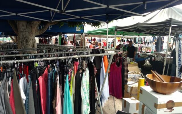 At This Giant California Flea Market, $1 Tables Still Turn Up Treasures