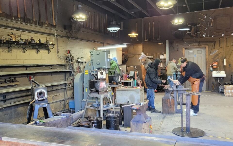 Learn Traditional Crafts the Old Way at These 8 Tennessee Craft Schools