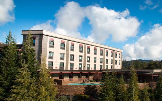 This California Casino Resort Hides an All-You-Can-Eat Buffet in the Sierra Foothills